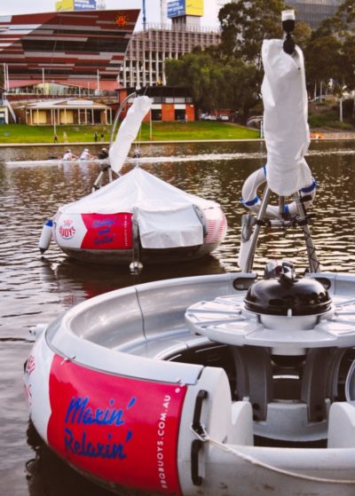bbq-buoys-barbecue-river-torrens-adelaide-review-6-400x559.jpg